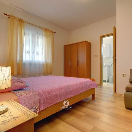 Apartment Mladenka PUY מראה חיצוני תמונה