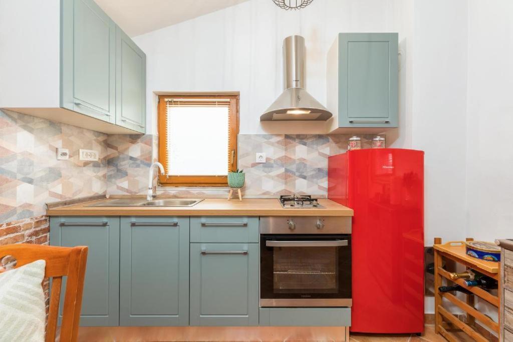 Apartment Mladenka PUY מראה חיצוני תמונה