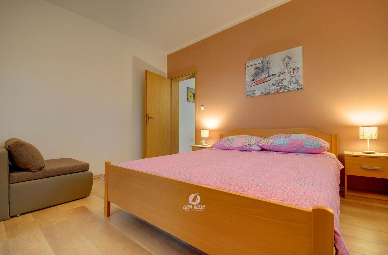 Apartment Mladenka PUY מראה חיצוני תמונה