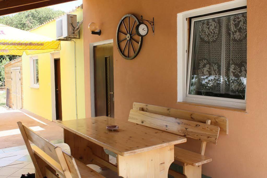 Apartment Mladenka PUY מראה חיצוני תמונה