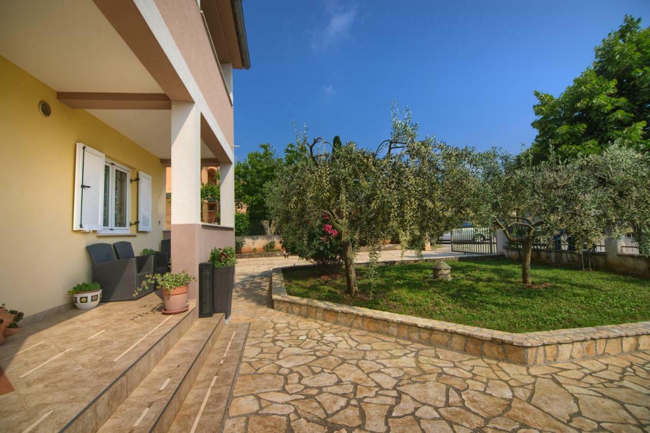Apartment Mladenka PUY מראה חיצוני תמונה