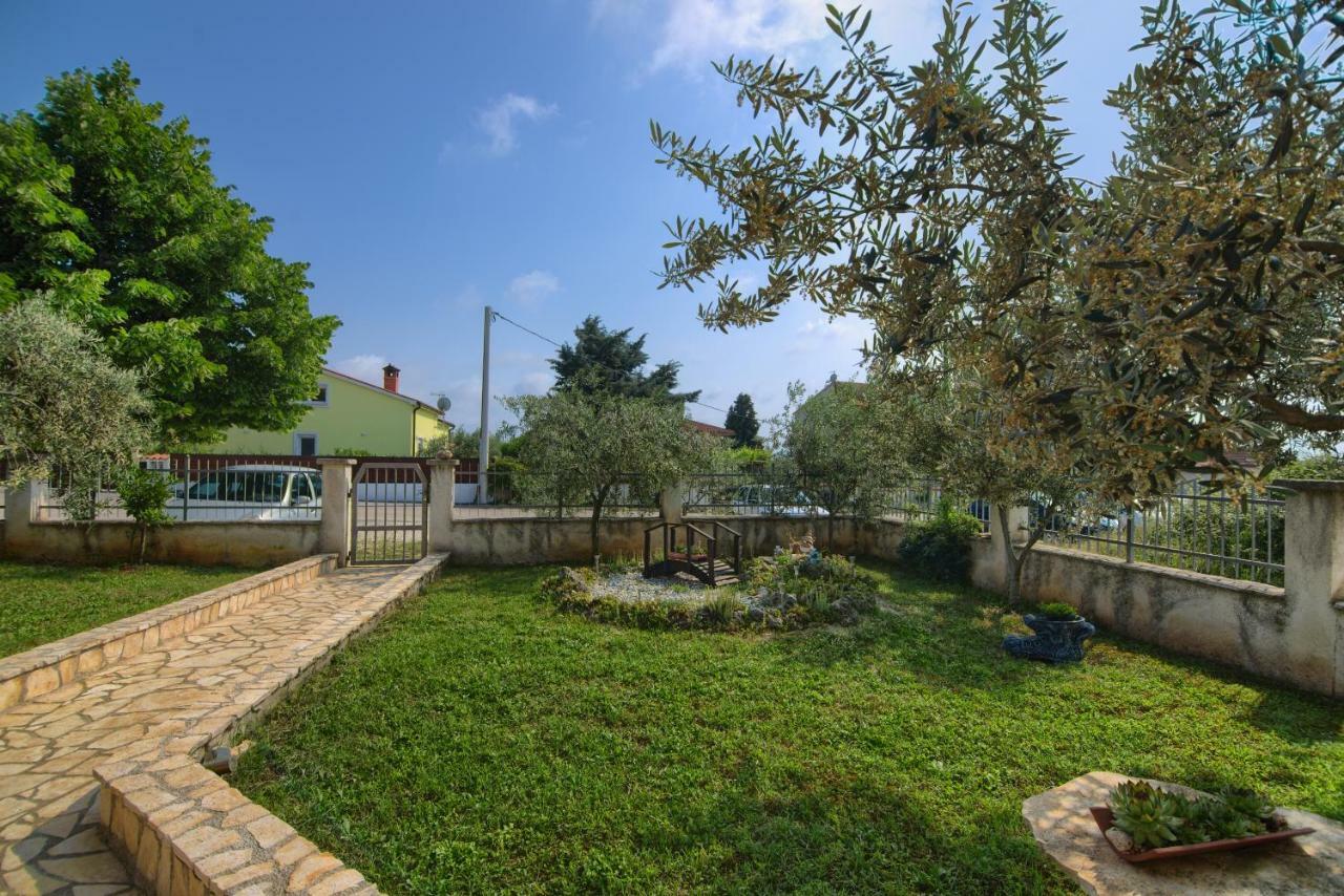 Apartment Mladenka PUY מראה חיצוני תמונה